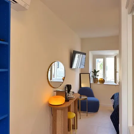 Astonishing Brand New In Old Town