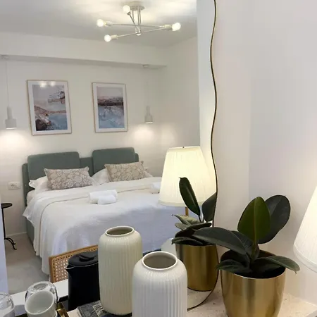 Astonishing Brand New In Old Town * Split