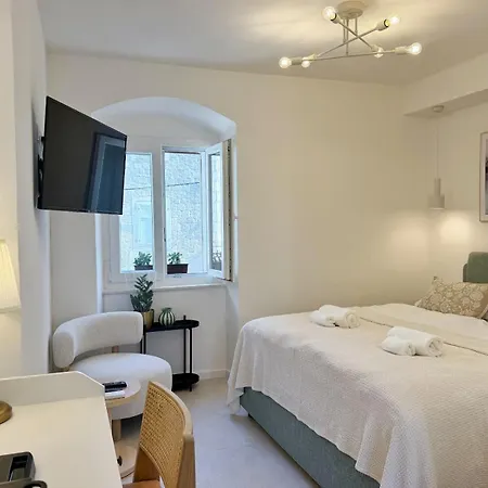 Astonishing Brand New In Old Town Apartament Split