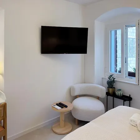 Astonishing Brand New In Old Town Apartament Split